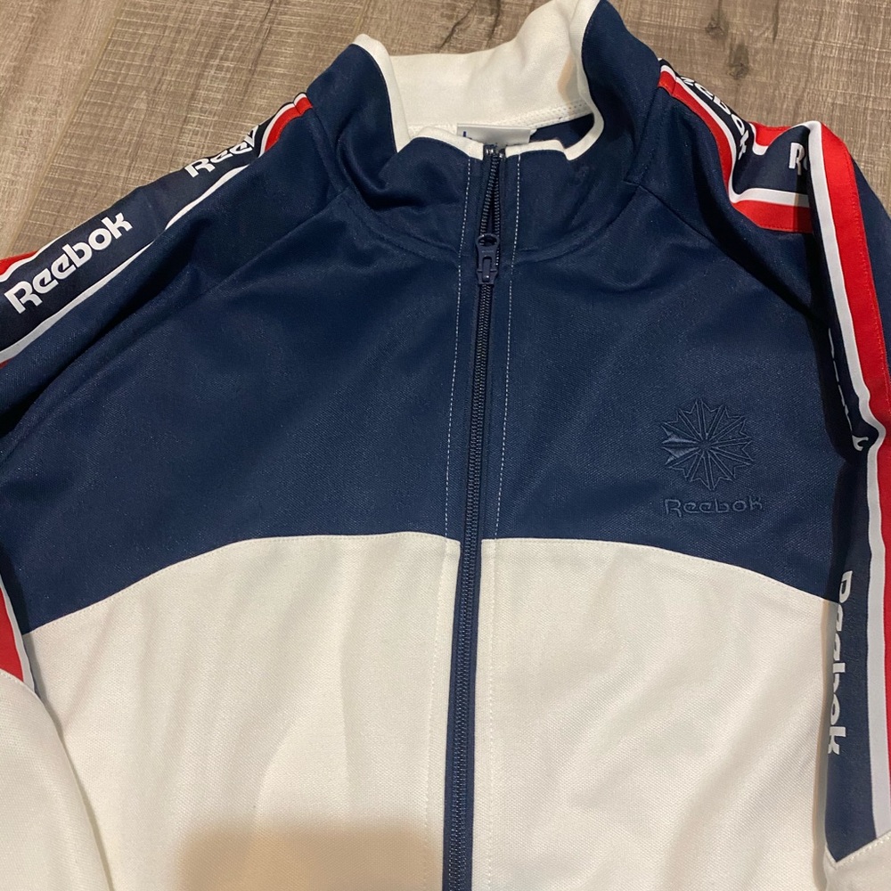 Men’s Reebok track jacket - Picture 4 of 8